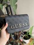 Torebka/nerka guess