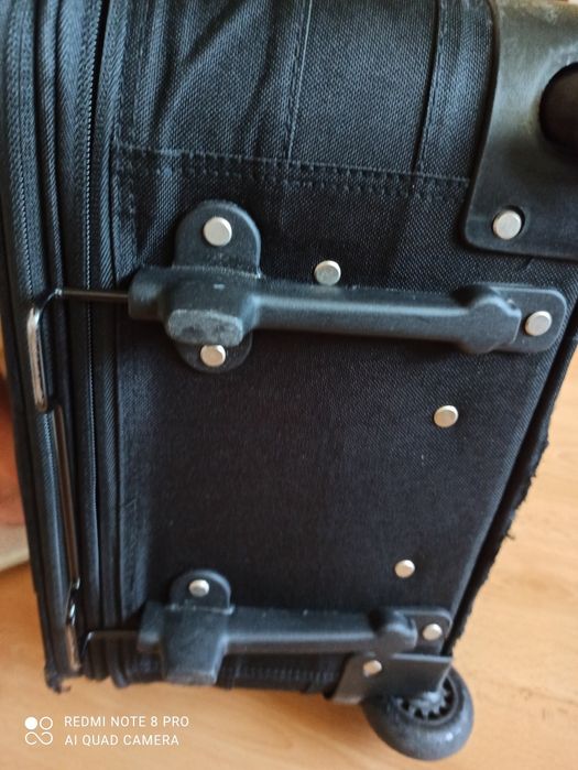 Walizka na dwóch kółkach 56×40×20 cm