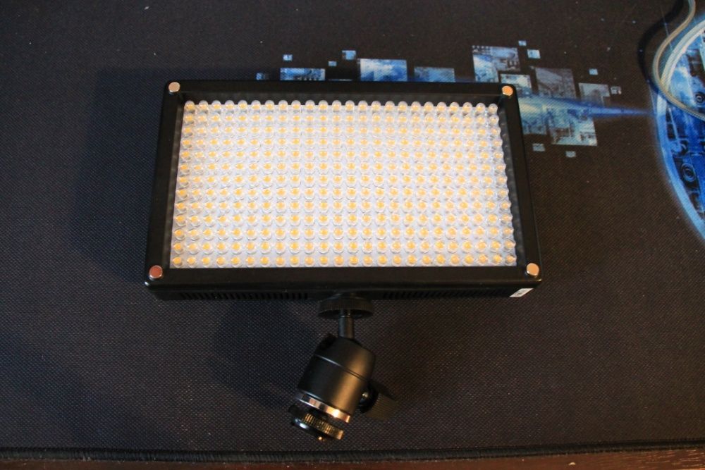 Светодиодный прибор Fotodiox Pro_LED_312A