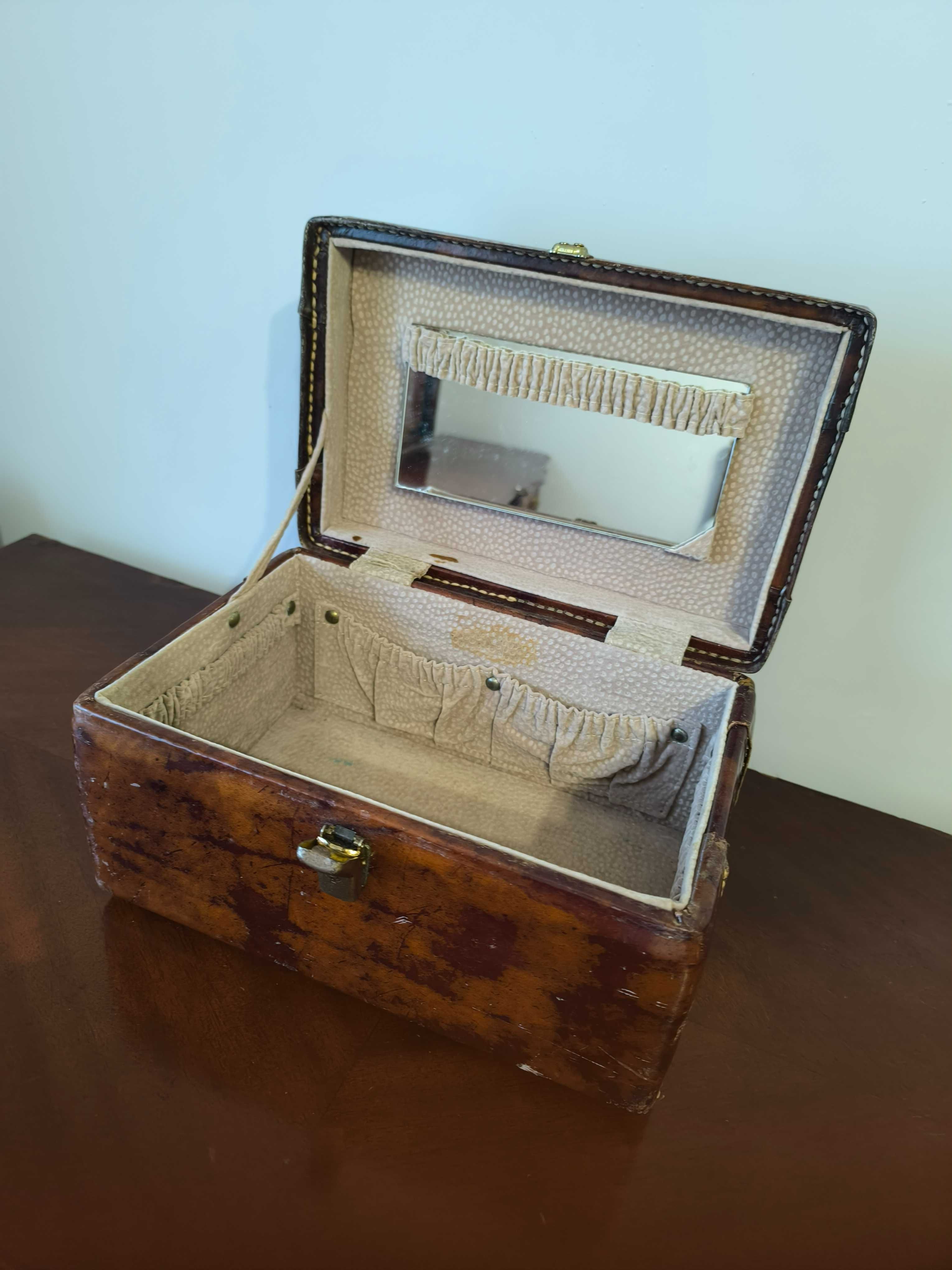 Necessaire vintage