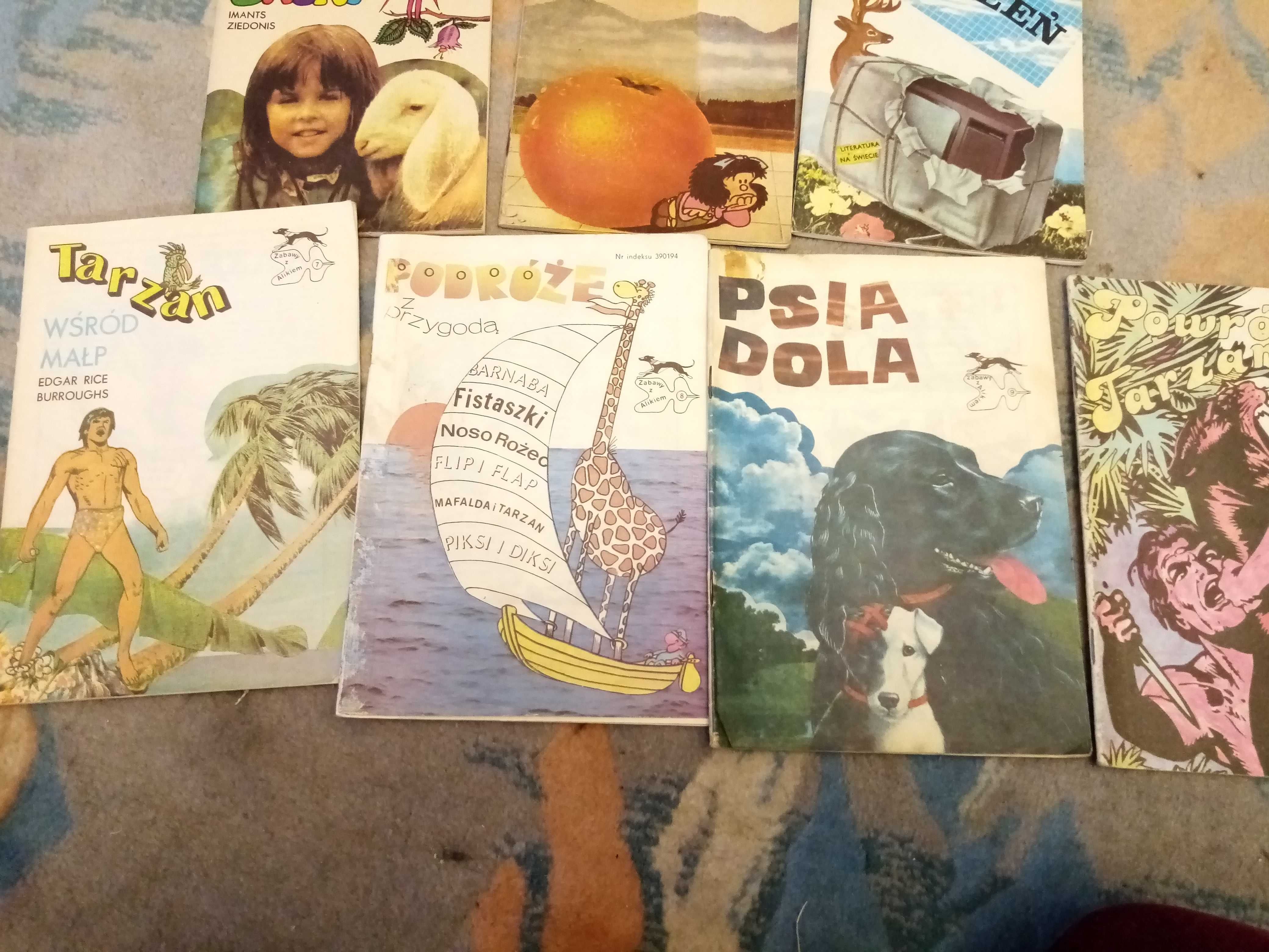 Liter. Na świecie fistaszki psia dola tarzan telejeleń komplet 10 szt