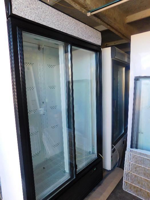 Холодильні шафи Айстрім