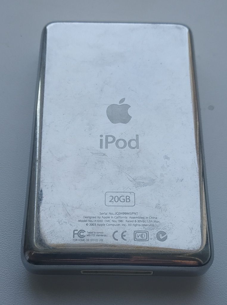 Apple iPod classic 3  gen 20gb