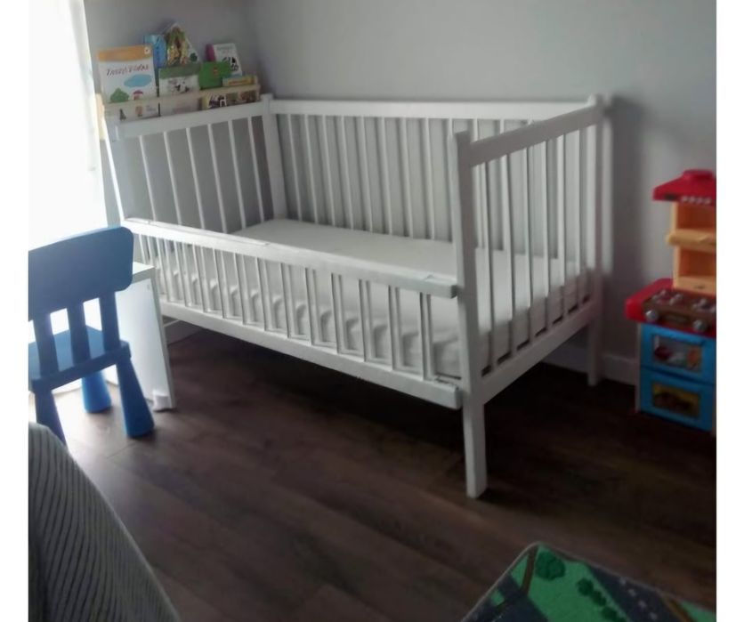 Łóżeczko łóżko z materacem