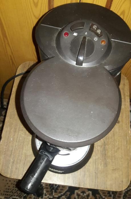 Кофеварка Zelmer 13Z014 (ZCM2052B)