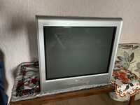 Телевизор Sony Wega Trinitron