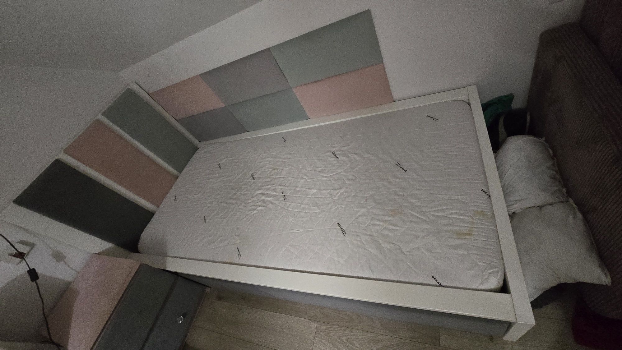 Łóżko Ikea Malm 90 plus komoda plus panele