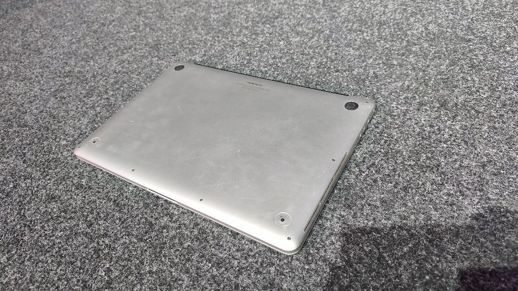 Apple MacBook Pro 15” (2015) | i7 / 16GB / 512GB