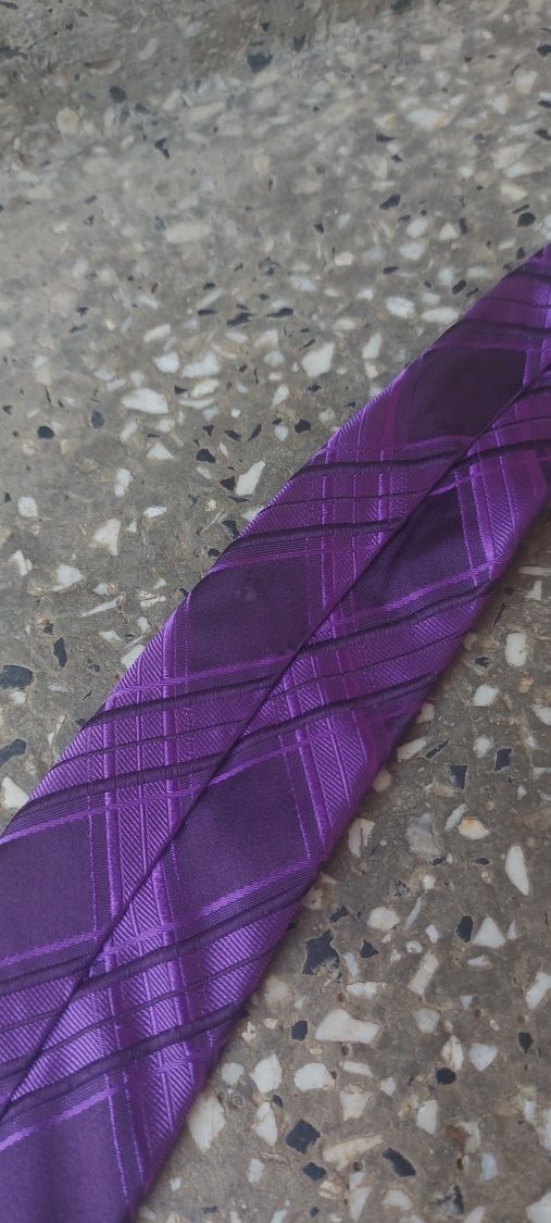 krawat jedwabny 100% jedwab silk fioletowy wzory