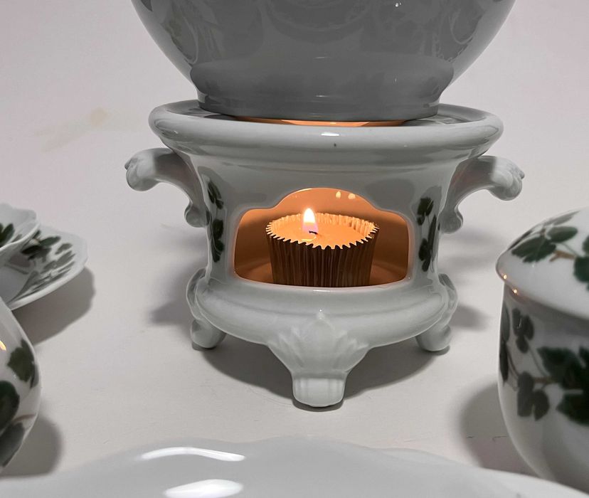 Zestaw herbata śniadaniowy porcelana Hutschenreuther "Weinlaub".