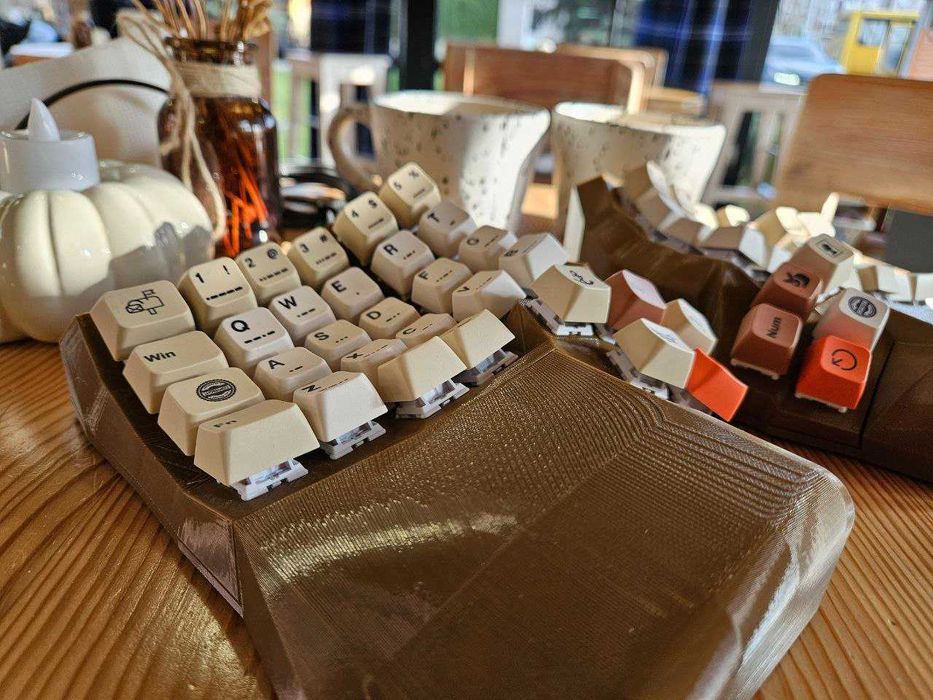 Спліт клавіатура Dactyl Manuform_hotswap, Vial