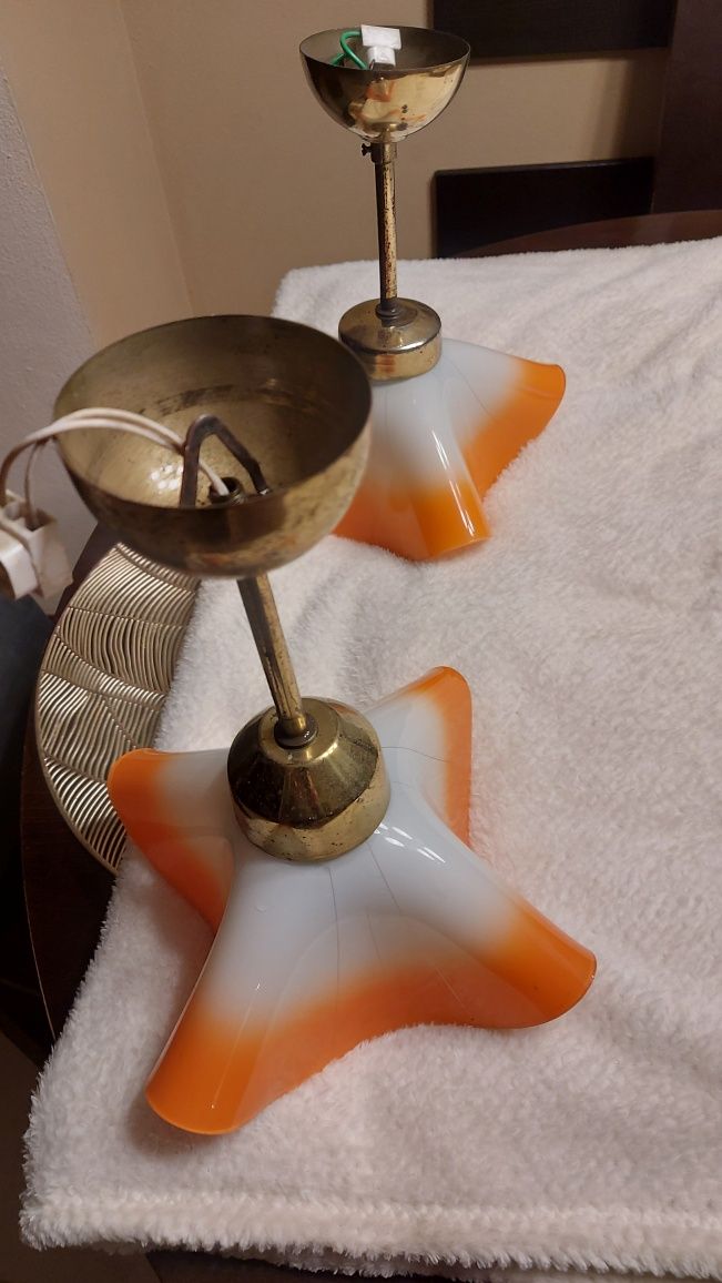 Lampa pojedyncza PRL ,kwiat, falbanka