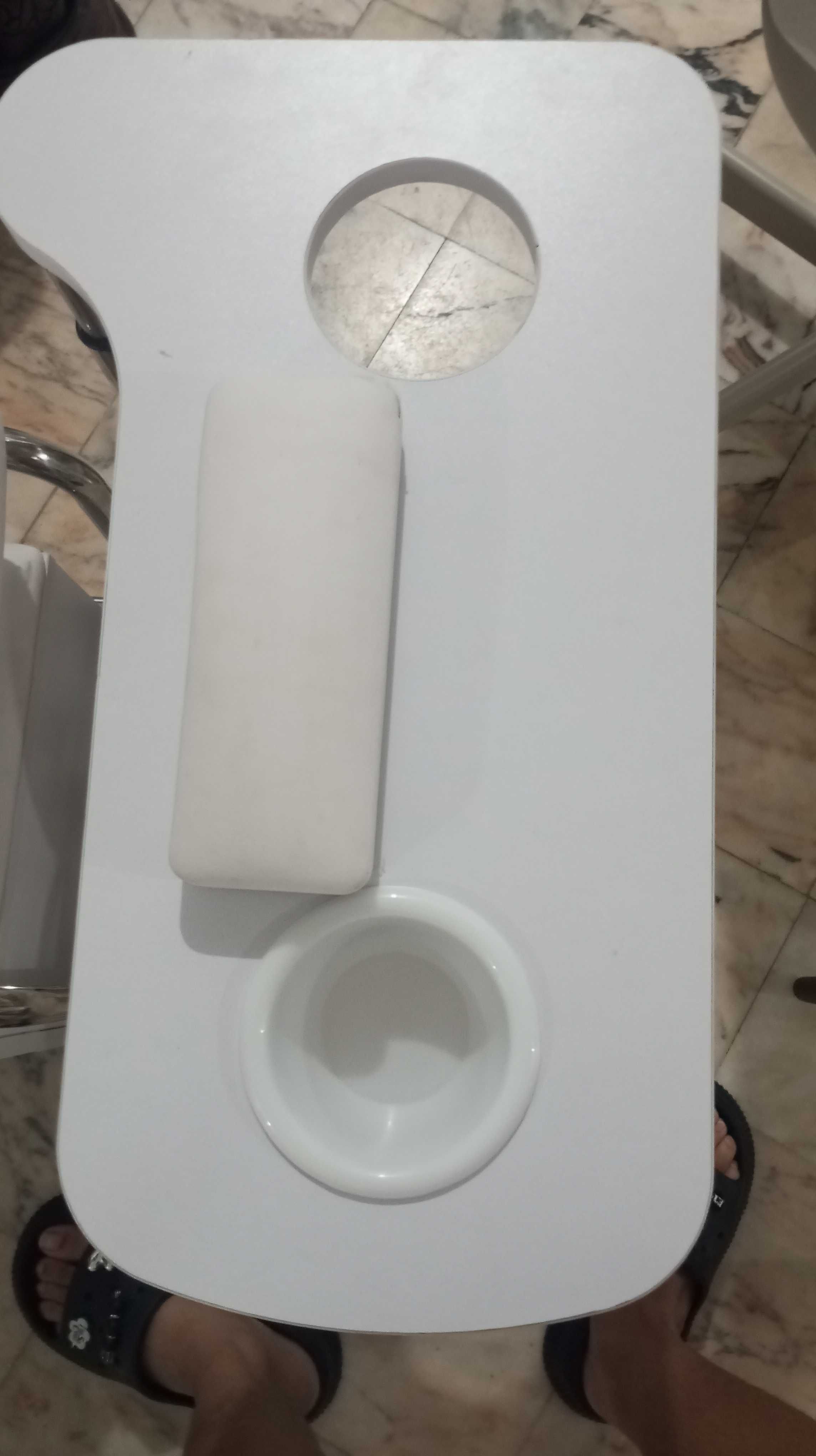 Cadeira manicure em perfeito estado