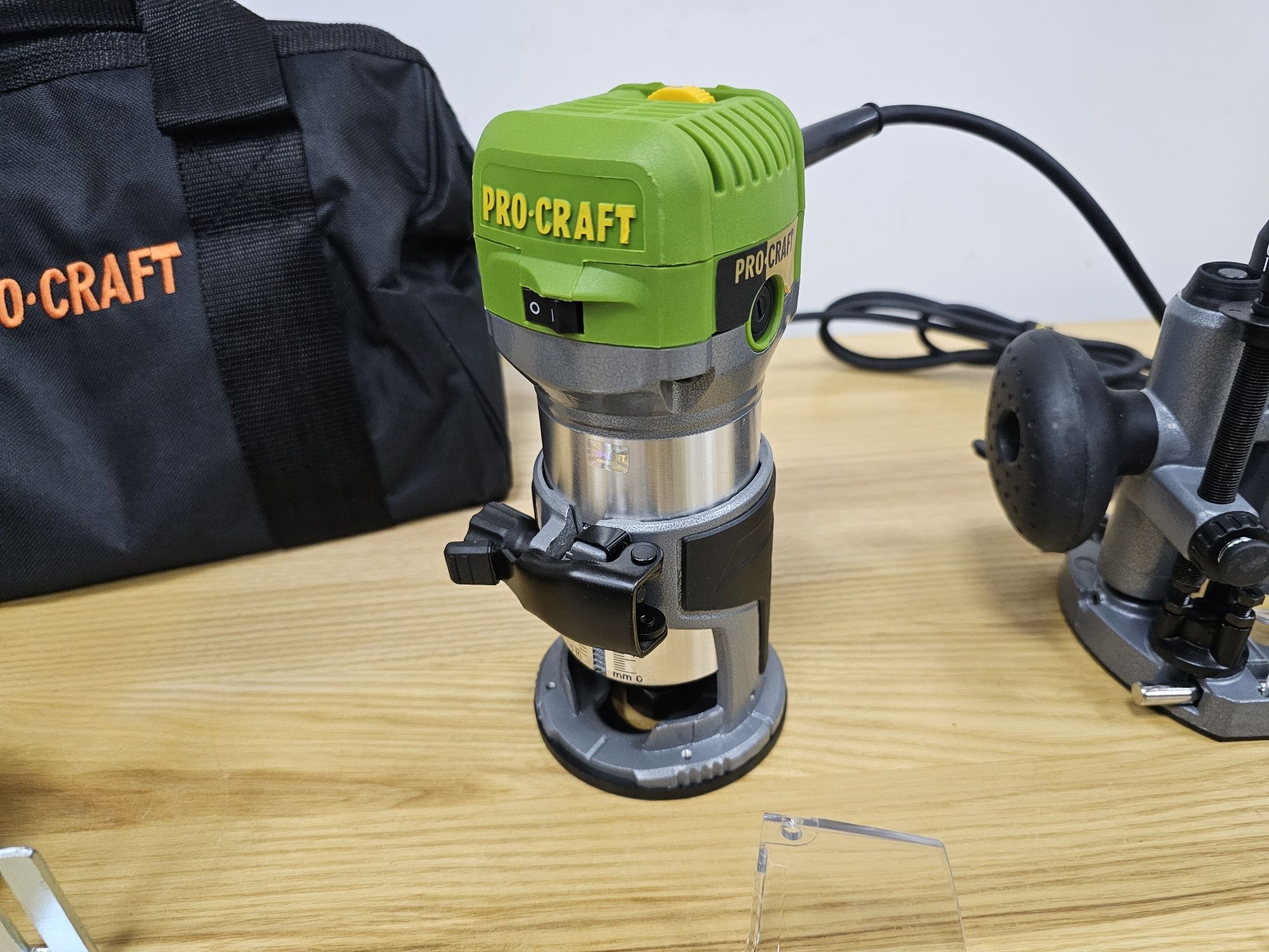 Фрезер +3Базы +Сумка/ 6;8Цанги Регулировка об  ProCraft Гарантия 36мес