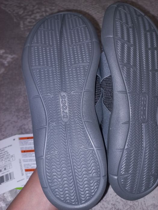 Жіночі сліпони кросівки Crocs