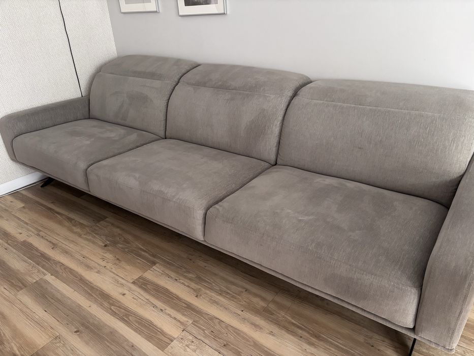 Lucrezia 3,5N sofa z regulowanymi zagłówkami