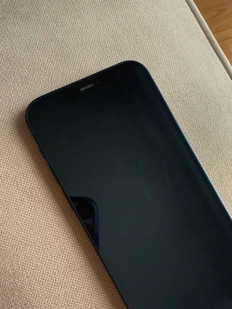 IPhone 12 64Gb Preto com Capa