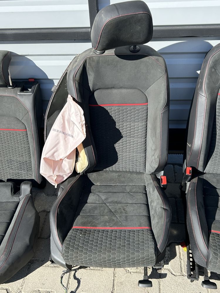 VW Golf 7 5d hb GTI fotel fotele kanapa alcantara