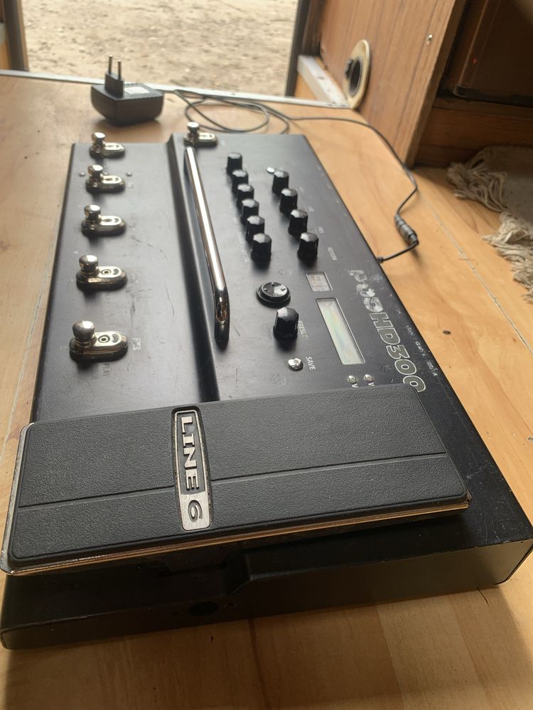 Line 6 POD HD300 – Multiefekt gitarowy