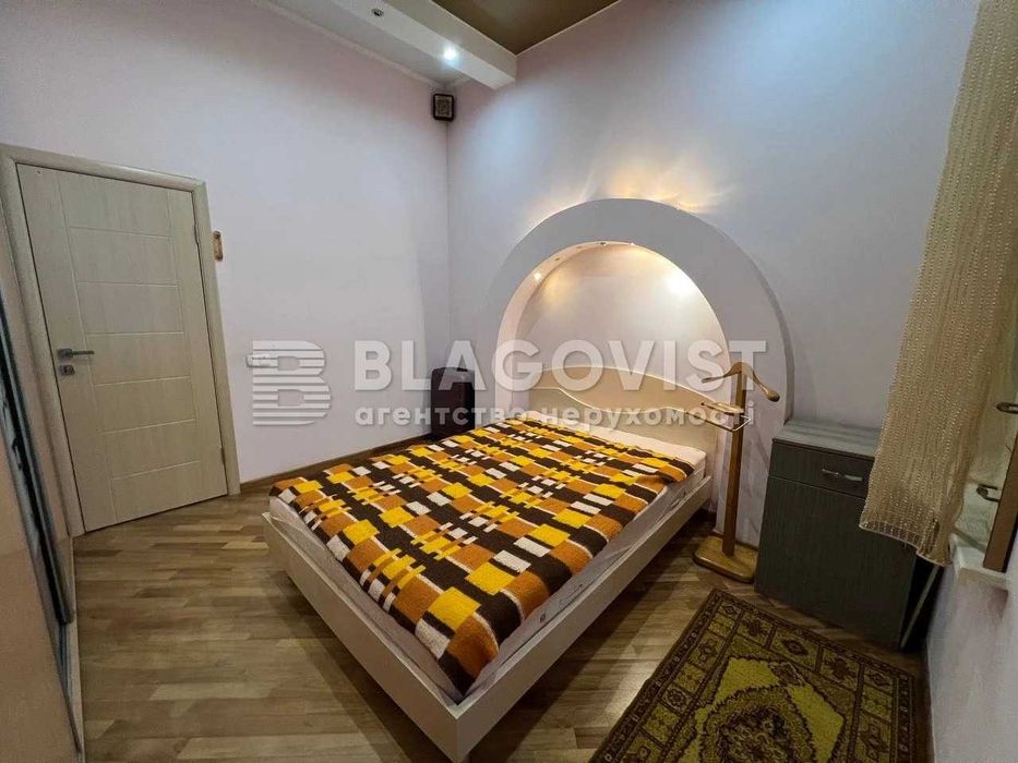 Продаж 2-кімнатної квартири Костянтинівська 4, 1 хв Контрактова Площа