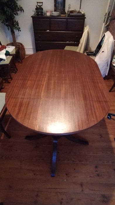 Mesa de jantar, oval, estilo antigo extensivel