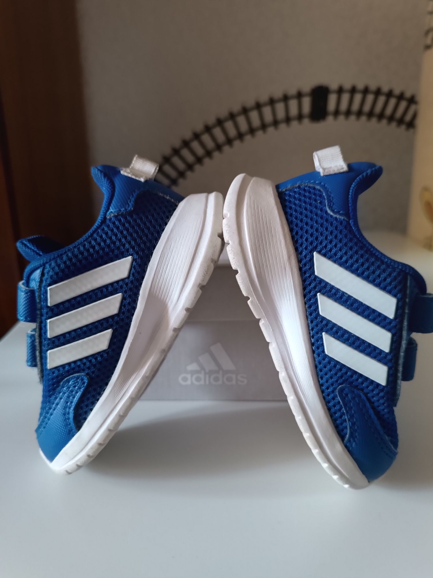 Кроссівки Adidas  20р(13 см)