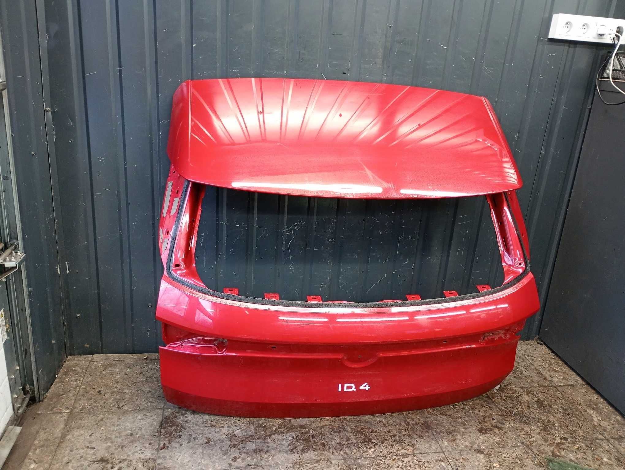 VW ID4 10A Кришка багажника