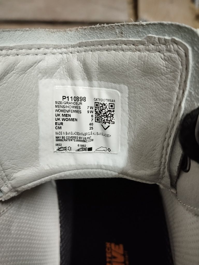 Caterpillar hardware mid boots