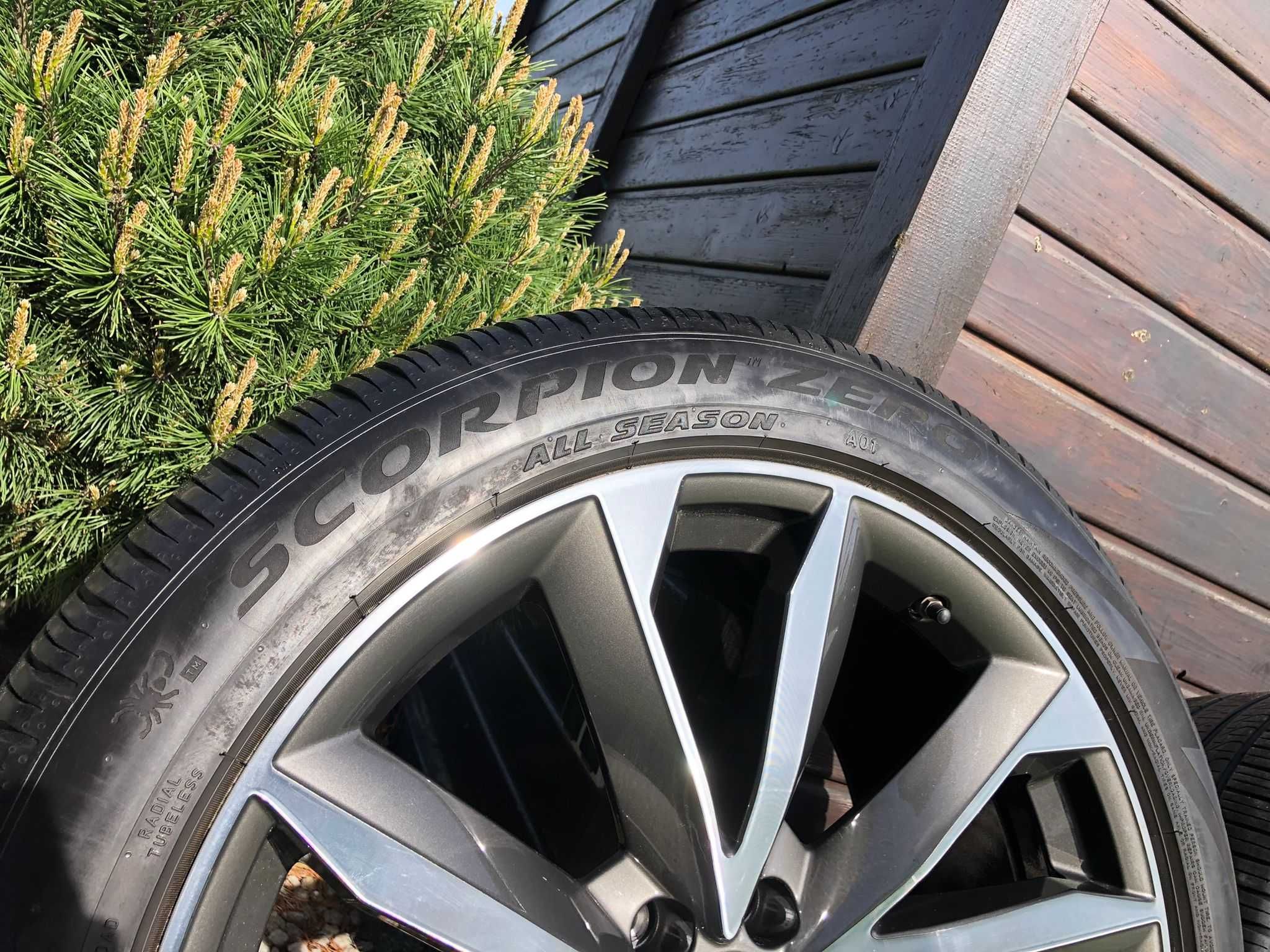 Oryginalne Koła Audi 21" A5 A6 A7 S7 A8 S8 Q7 SQ7 Pirelli całoroczne