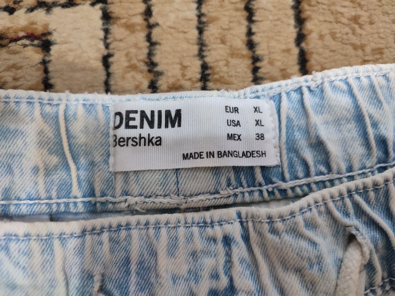 Джинсы Bershka XL 38р