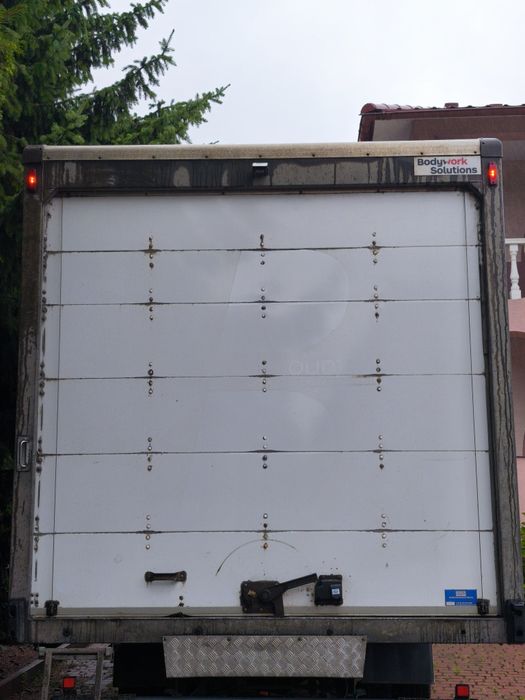 Zabudowa kontener paka szkrzynia magazyn Iveco Daily 70c18