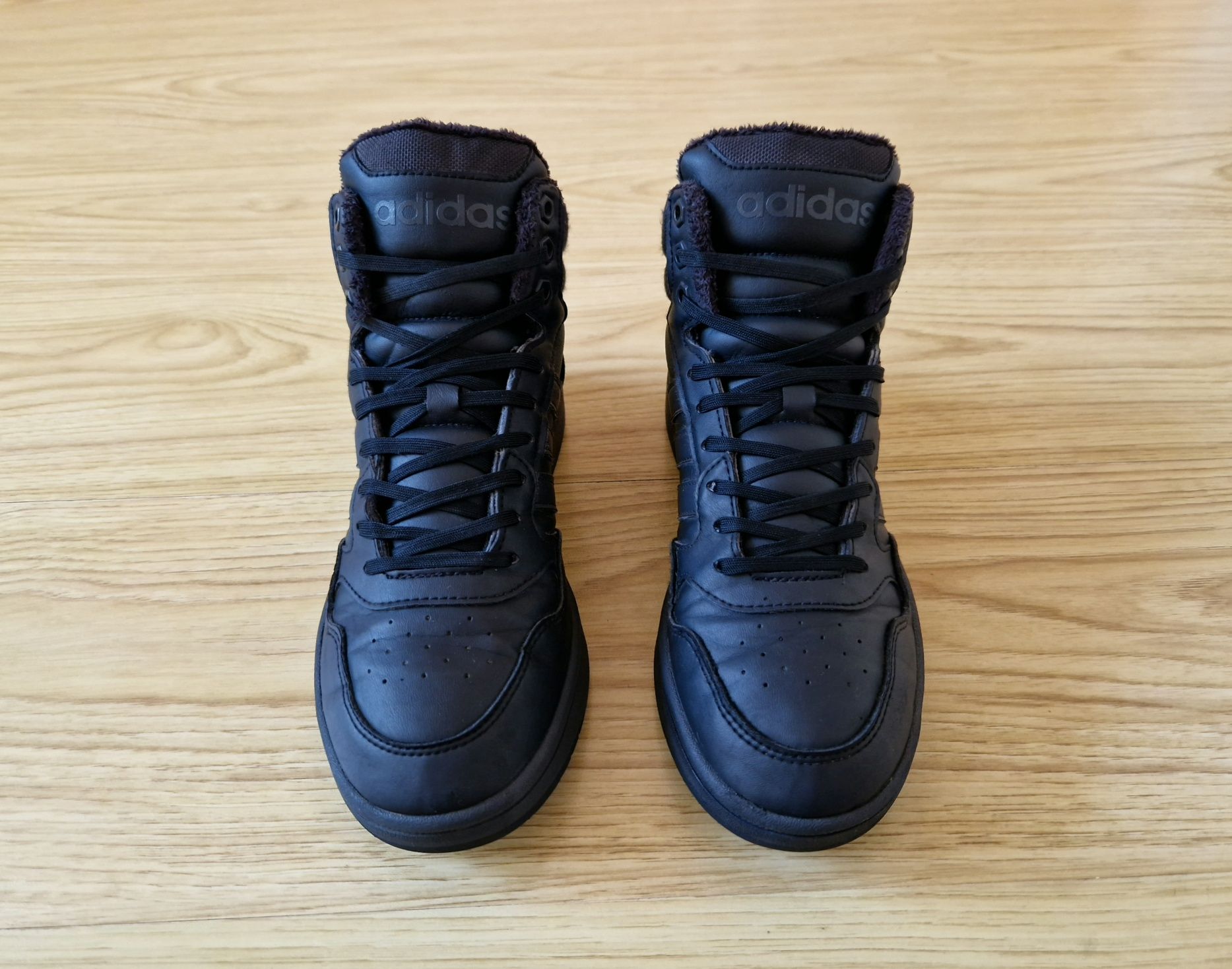Красовки/Ботінки Adidas HOOPS 3.0 40 розмір (стелька 25см) Original