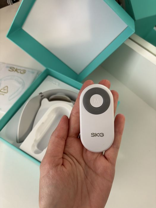 Масажер для шиї