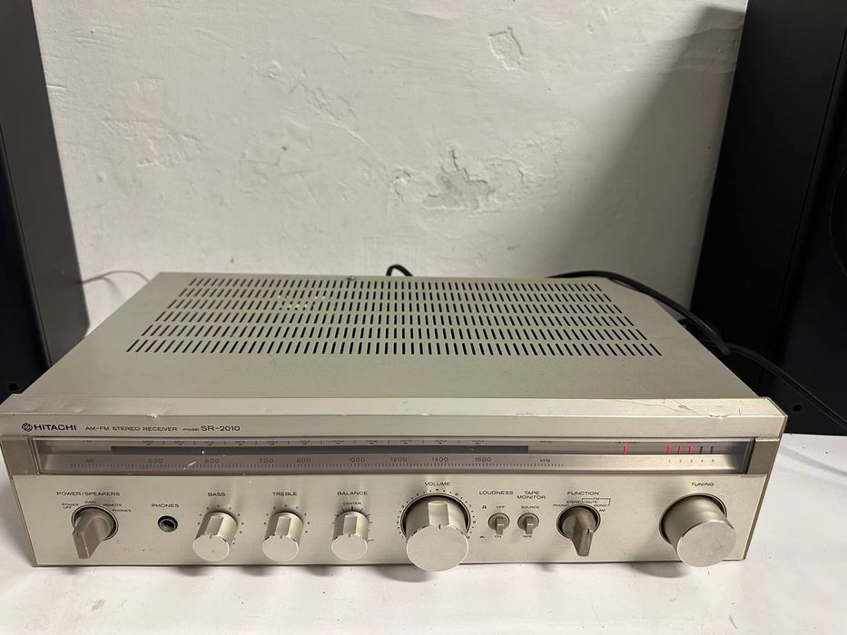 Amplituner Stereo Hitachi SR-2010, Japan