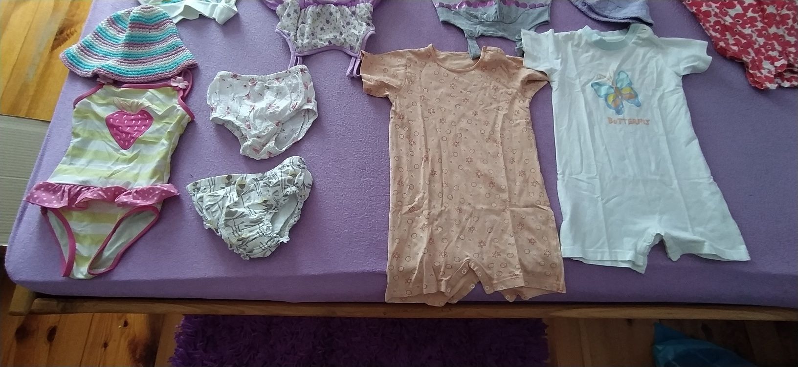 Paka ubrań dla dziewczynki, rozm. 80-86