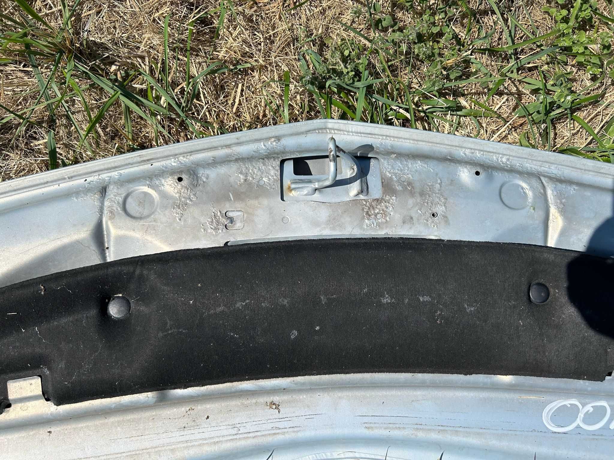 Maska Renault Modus pokrywa silnika lakier MV632