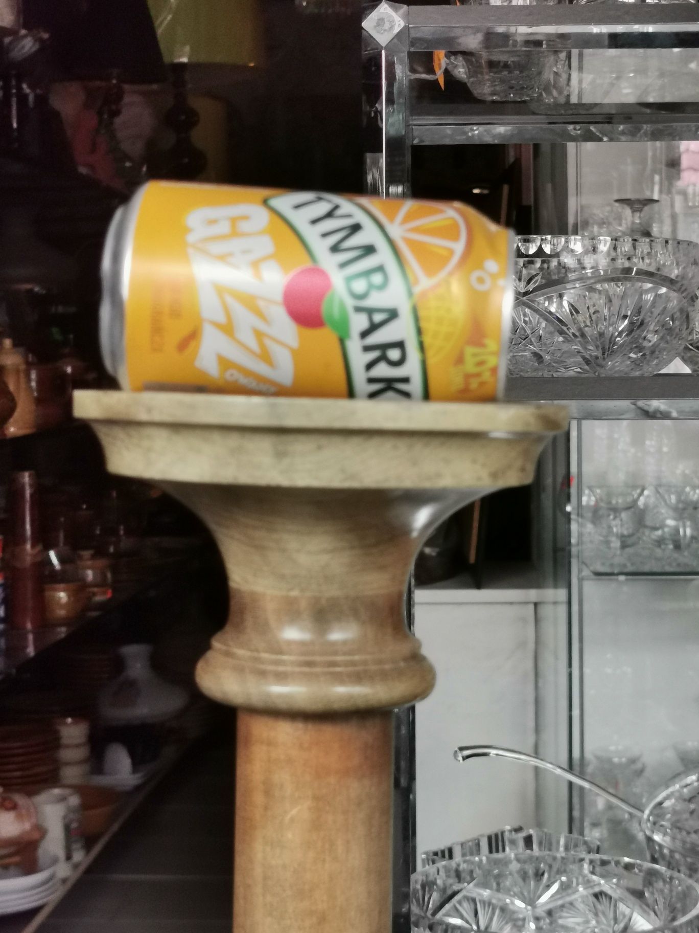 Kwietnik kolumna postument art'deco z orzecha