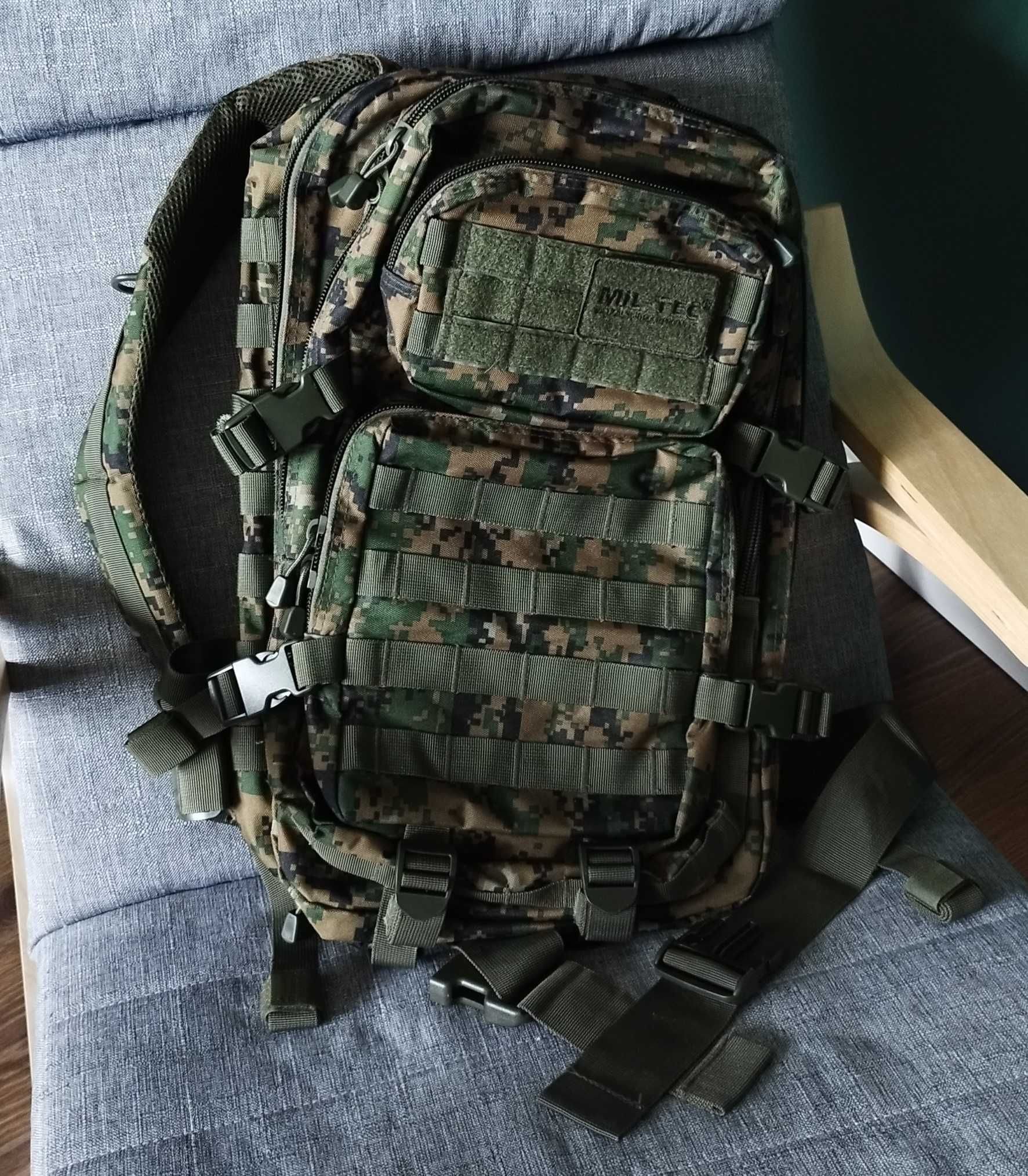 Plecak taktyczny wojskowy moro Mil-Tec Large Assault Pack 36l Woodland