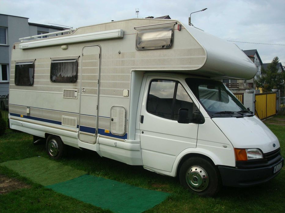 Kamper Ford Transit 2.5 D EHBFHL - 2 - 150 L 7 osobowy