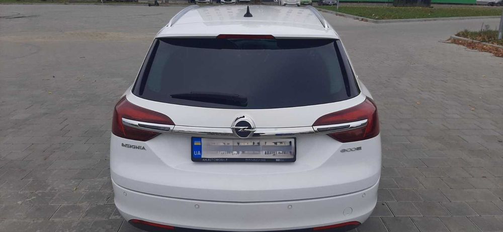 OPEL Insignia Sport 2014