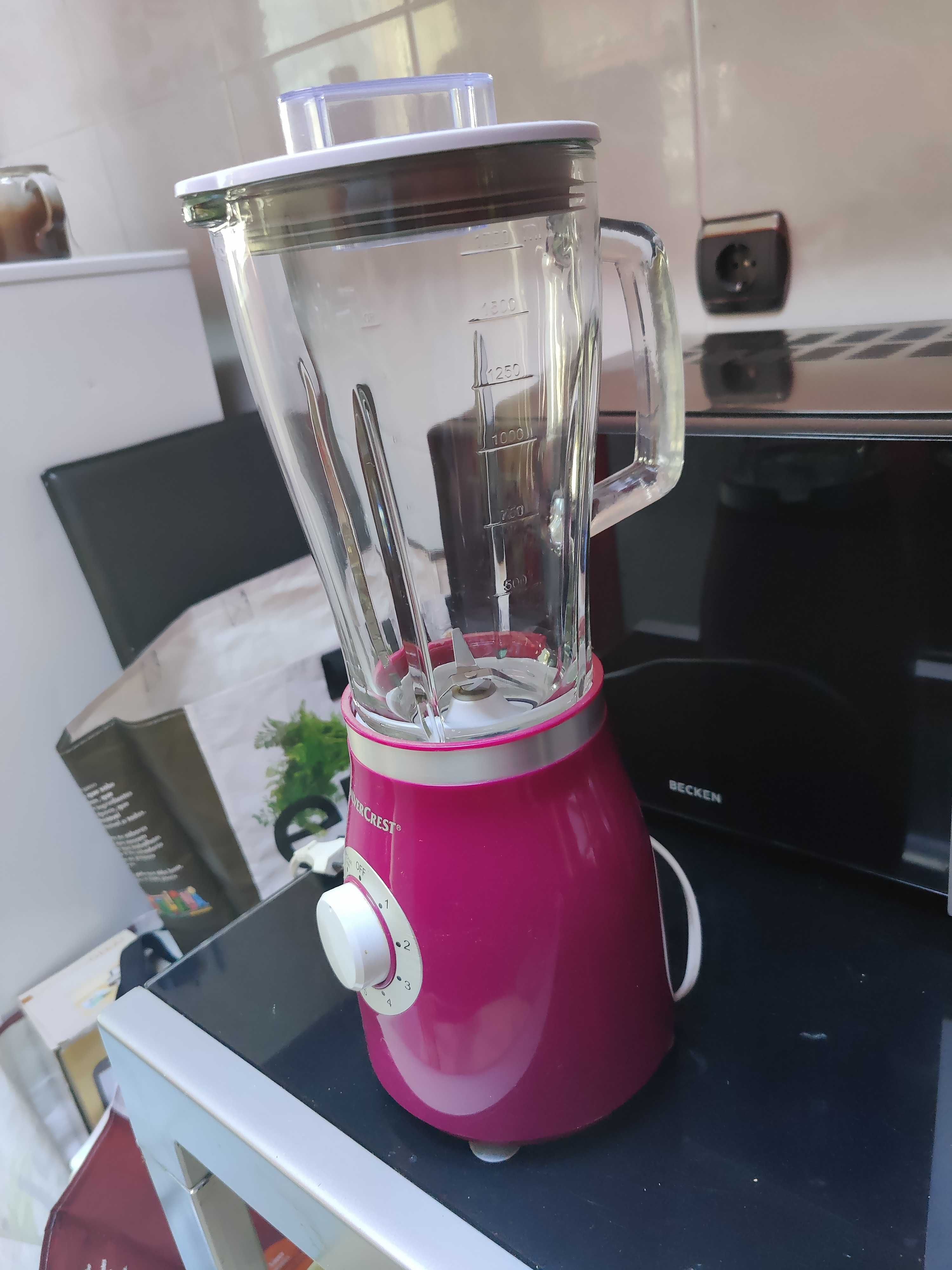 Liquidificadora SilverCrest 2L