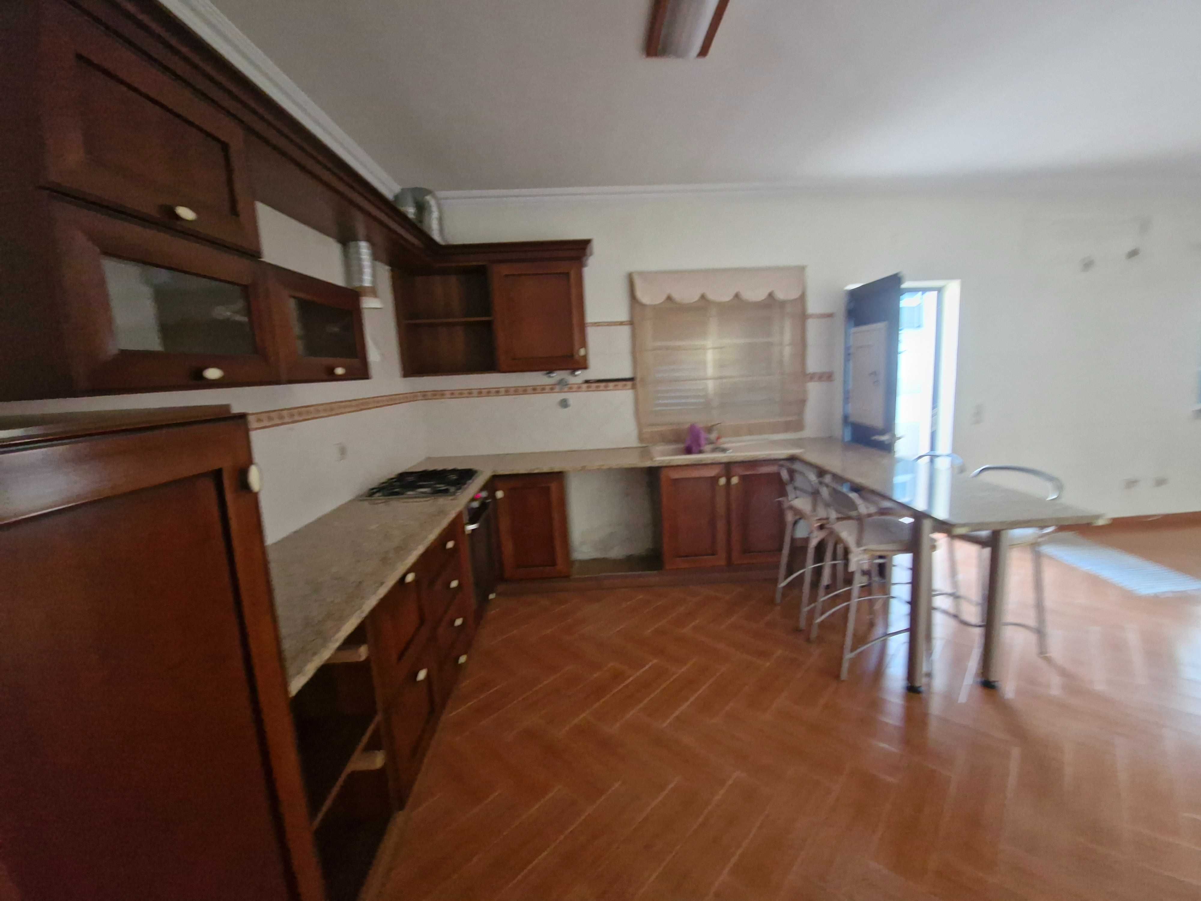 Casa com 3 quartos Trigaches