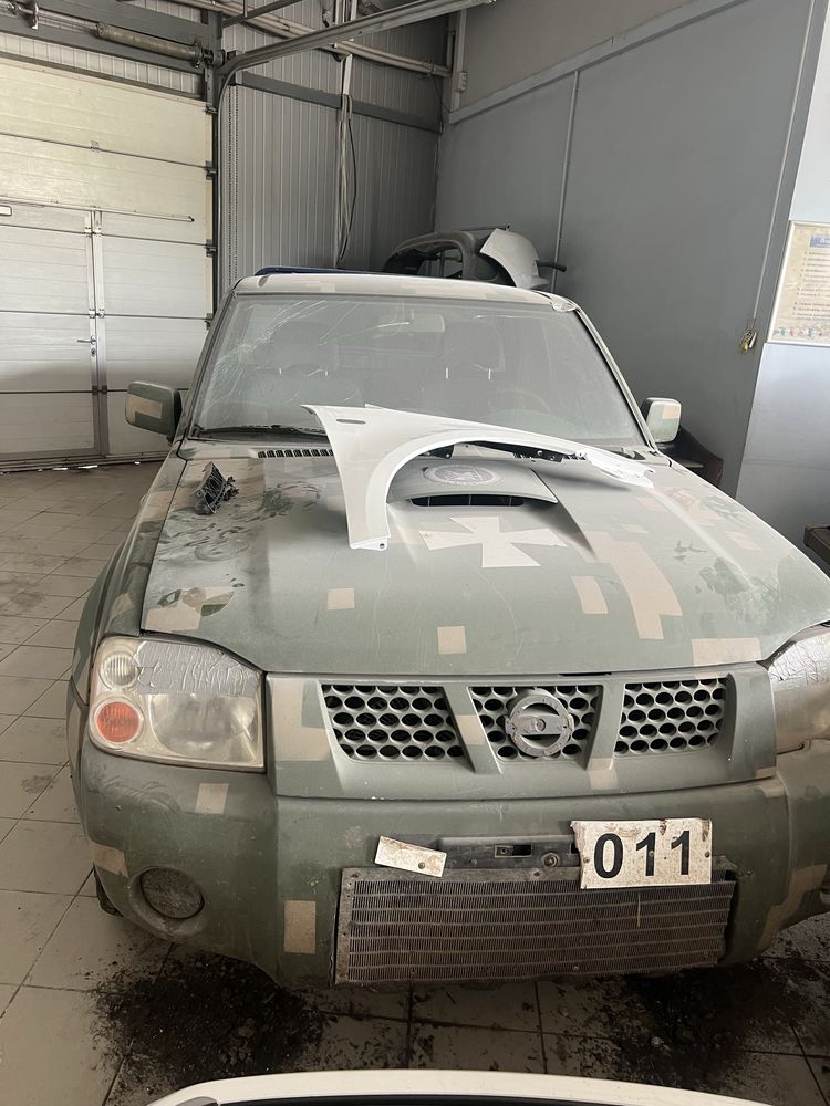 Запчастини нісан навара д22д40