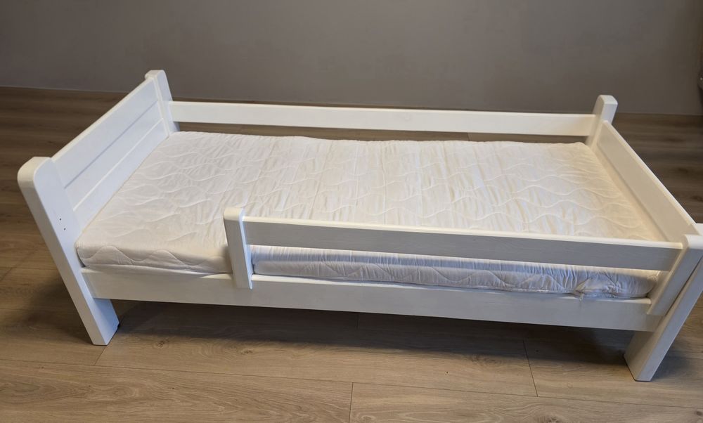 Łóżko dziecięce drewniane 160x70