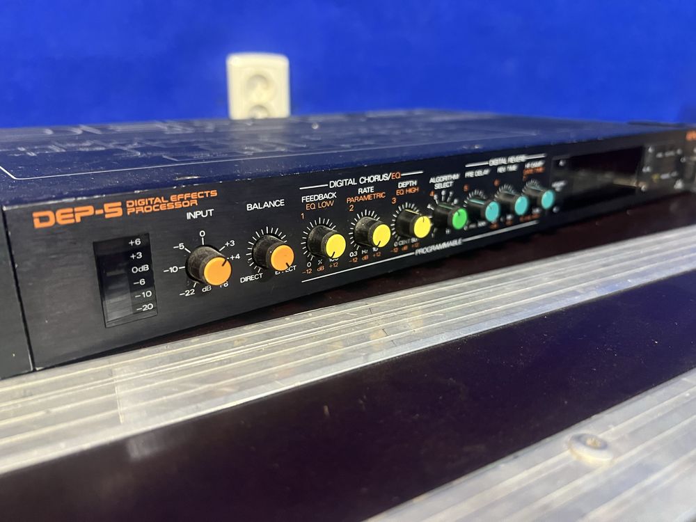 Roland DEP - 5 процессор ефектів