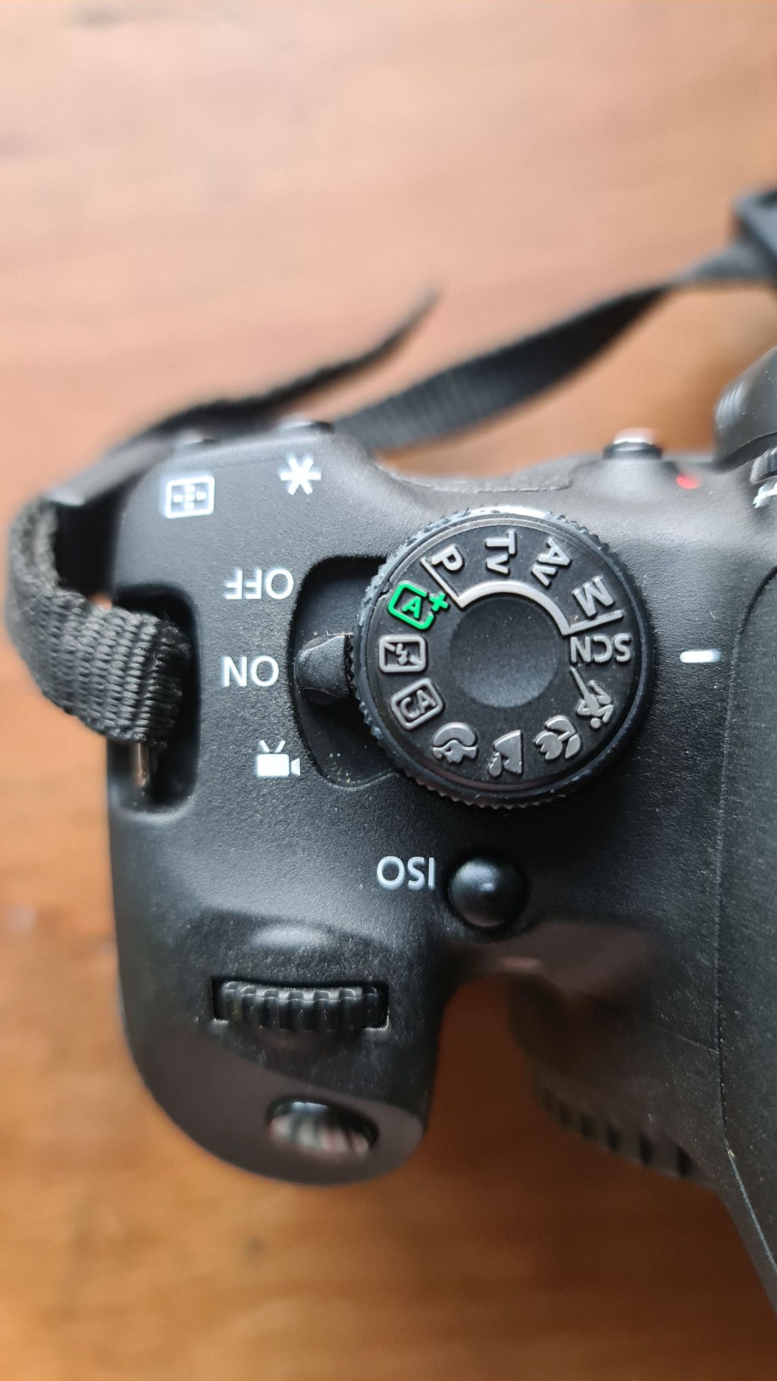 Canon EOS 700D + 18-55mm + 50mm + Ultrawide 10-20 mm