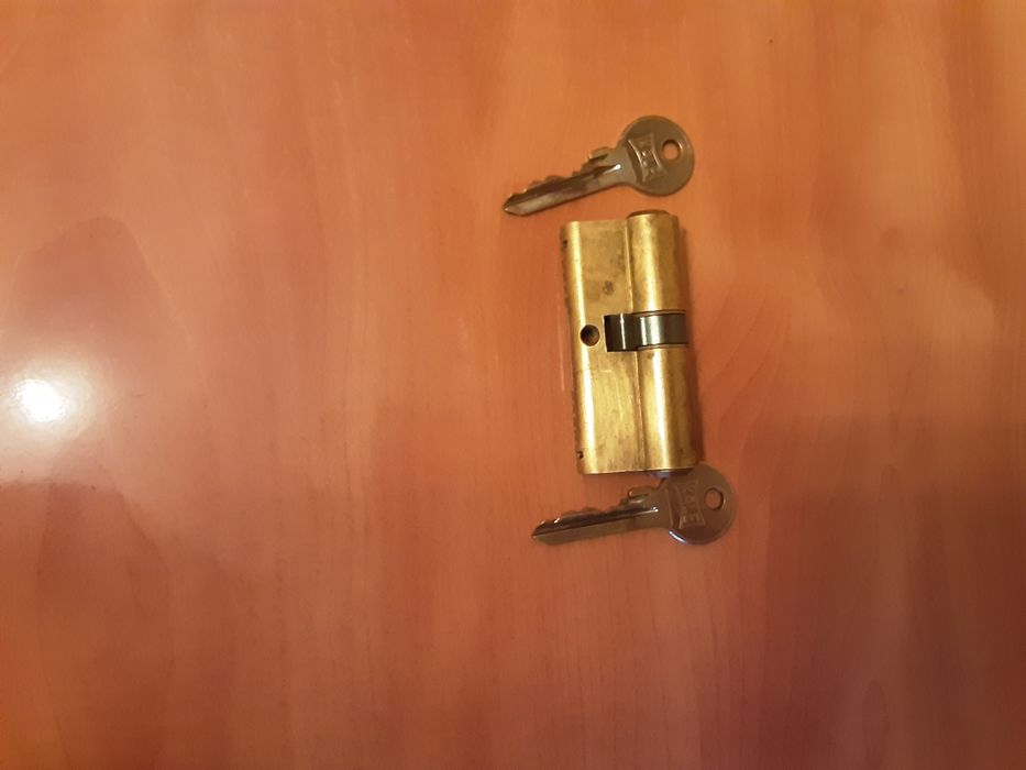 Цилиндр сердцевина KALE 35×10×30 ЛАТУНЬ