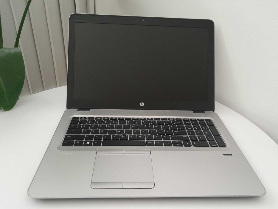 Laptop HP EliteBook 850G3 15.6FHD i5-6300/8GB DDR4/SSD 256GB/Win10