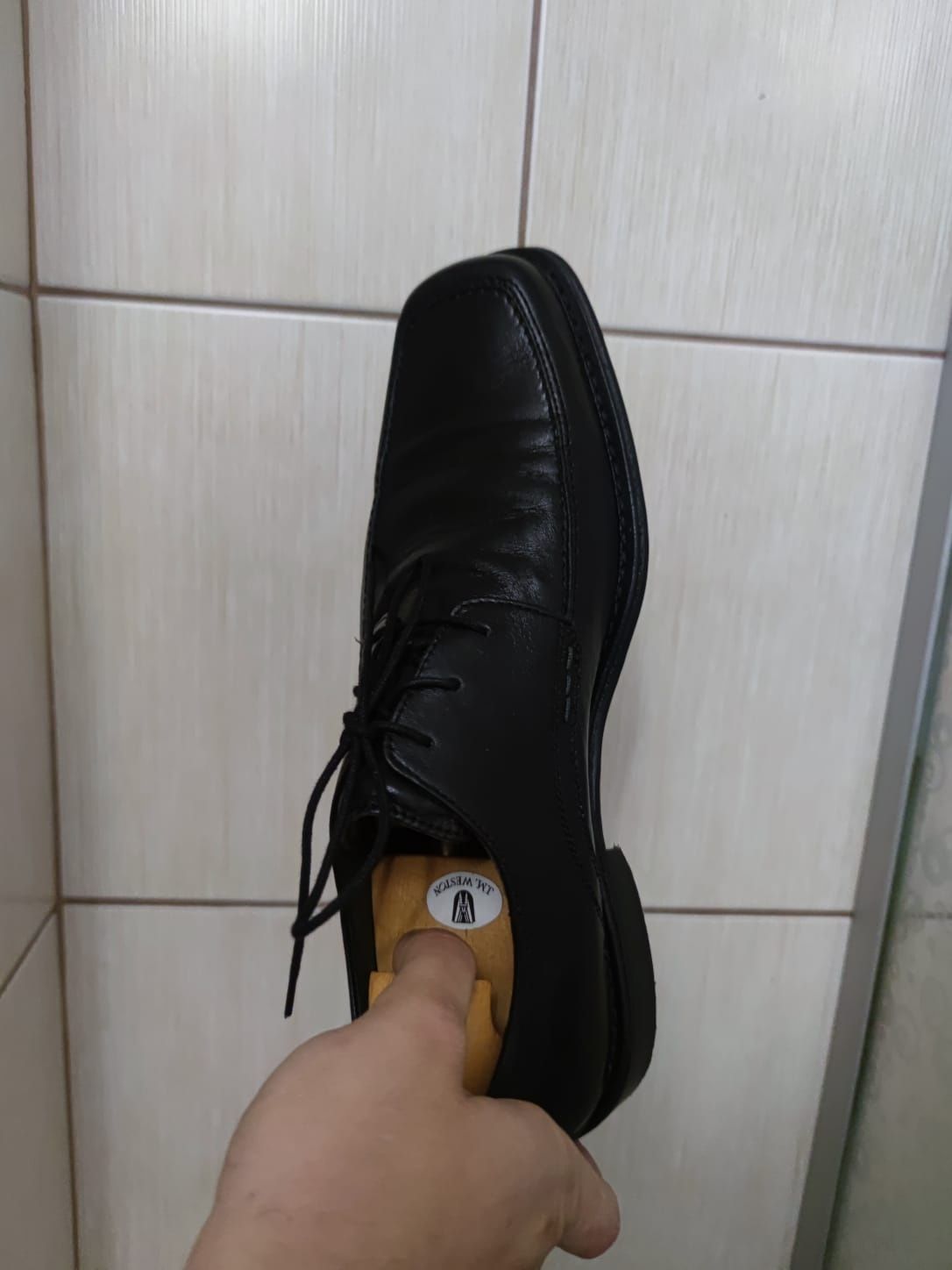 Buty 43 obuwie Bata  eleganckie glany męskie czarne leather skóra skór