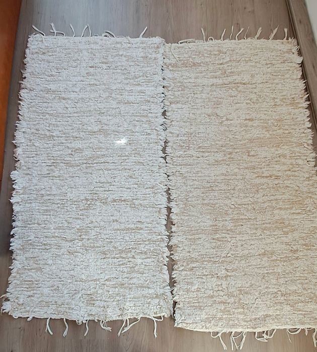 Conjunto 2 tapetes grandes brancos dimensões 145x75cm